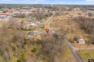 300 S Roden Ln, Gladewater, TX 75647 - Photo 37