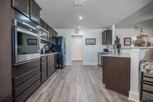 815 E Grande Blvd, Tyler, TX 75703 - Photo 9