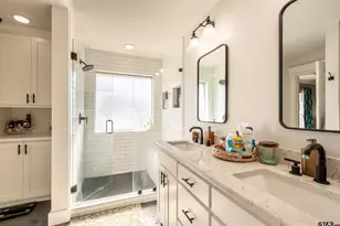 19541 Running W Dr, Flint, TX 75762 - Photo 13