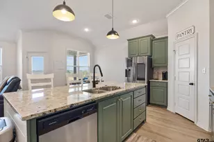 8435 Lakeway Drive, Tyler, TX 75703 - Photo 7