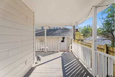 319 E 1st Street, Tyler, TX 75701 - Photo 17