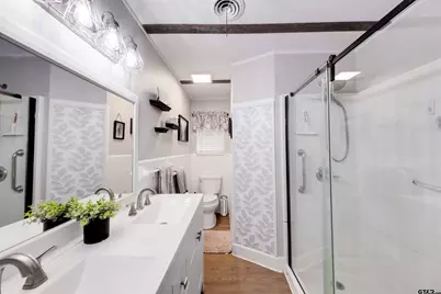 308 Shamrock Dr, Palestine, TX 75803 - Photo 15