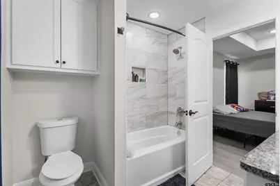 1126 E Oakwood St, Tyler, TX 75702 - Photo 13