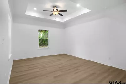 1610 W Barrett, Tyler, TX 75702 - Photo 9