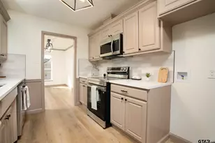 1812 Sequoia Dr, Tyler, TX 75703 - Photo 5