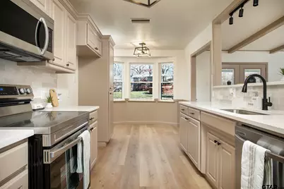 1812 Sequoia Dr, Tyler, TX 75703 - Photo 3