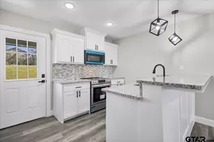 1607 N Ross, Tyler, TX 75702 - Photo 9