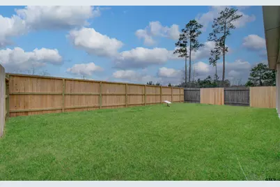 10100 Oakland Hills Dr, Cleveland, TX 77327 - Photo 7