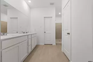 10100 Oakland Hills Dr, Cleveland, TX 77327 - Photo 17