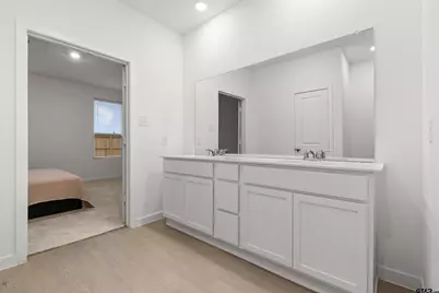 10100 Oakland Hills Dr, Cleveland, TX 77327 - Photo 19