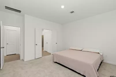 10100 Oakland Hills Dr, Cleveland, TX 77327 - Photo 15