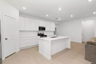 10100 Oakland Hills Dr, Cleveland, TX 77327 - Photo 29