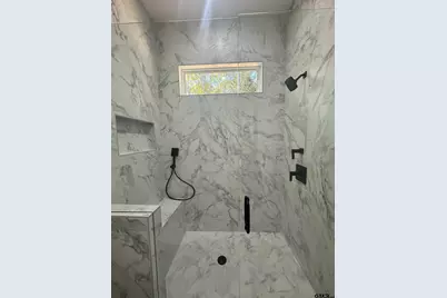 14196 Cr 2141, Troup, TX 75789 - Photo 11