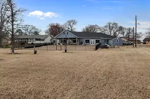 21850 S Shore Dr, Chandler, TX 75758 - Photo 41