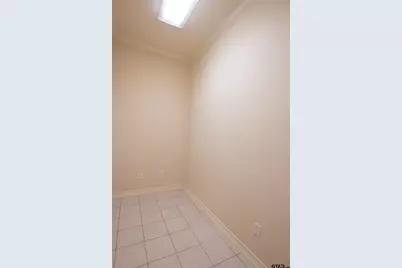 2430 Dietz Ln, Tyler, TX 75701 - Photo 11