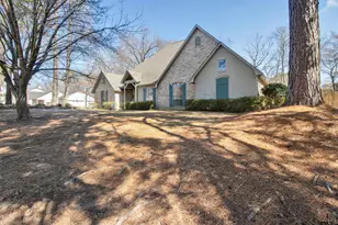 3800 Holly Ridge Dr, Longview, TX 75605 - Photo 3