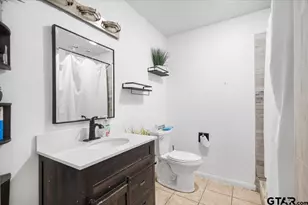 2032 Woodhaven Dr, Tyler, TX 75701 - Photo 15