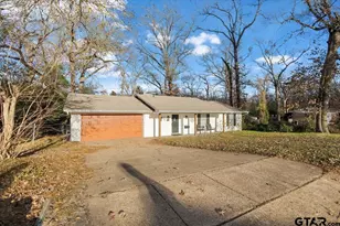 2032 Woodhaven Dr, Tyler, TX 75701 - Photo 3