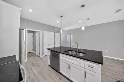 369 Cr 4215, Jacksonville, TX 75766 - Photo 7