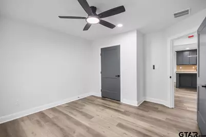 906 Duckenfield Avenue, Tyler, TX 75701 - Photo 15