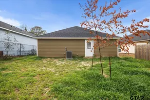 906 Duckenfield Ave, Tyler, TX 75701 - Photo 31