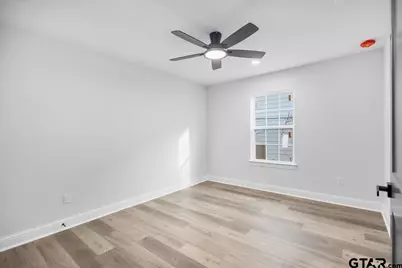 906 Duckenfield Avenue, Tyler, TX 75701 - Photo 17