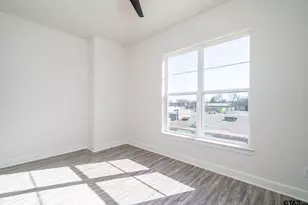 552 W W Erwin, Tyler, TX 75702 - Photo 17