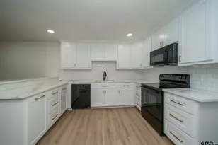 207 N White Oak Rd, White Oak, TX 75693 - Photo 17