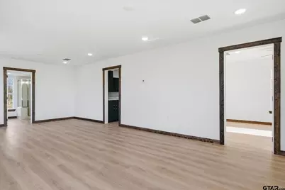 2942 Fm 859, Edgewood, TX 75117 - Photo 17