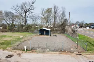 110 Moore St, Hawkins, TX 75765 - Photo 1