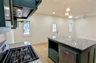 910 Duckenfield Ave, Tyler, TX 75701 - Photo 1