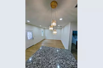 910 Duckenfield Ave, Tyler, TX 75701 - Photo 7