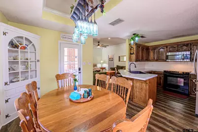 703 Kickapoo, Chandler, TX 75758 - Photo 9