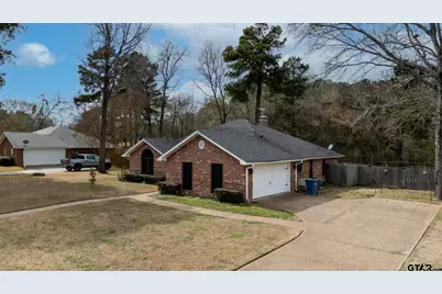 703 Kickapoo, Chandler, TX 75758 - Photo 31