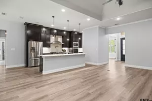 7923 Crooked Trail, Tyler, TX 75703 - Photo 9