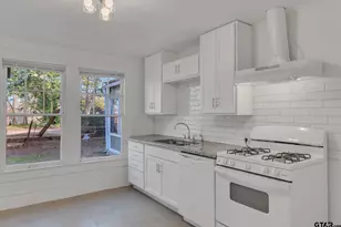 1014 S College Ave, Tyler, TX 75701 - Photo 7