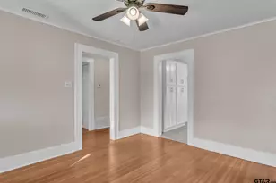 1014 S College Ave, Tyler, TX 75701 - Photo 5