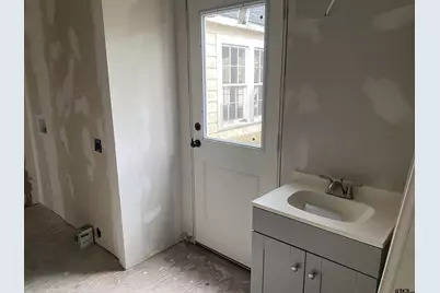 309 E Park, Overton, TX 75684 - Photo 25