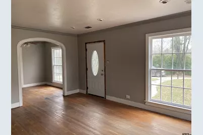 309 E Park, Overton, TX 75684 - Photo 15