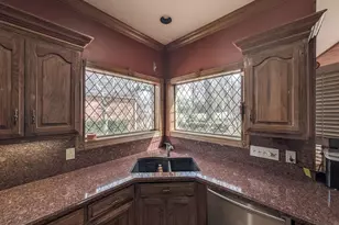 6609 Hollytree Cir, Tyler, TX 75703 - Photo 7