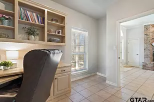 16687 Meadow Crest, Lindale, TX 75771 - Photo 17