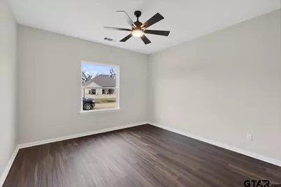 117 Bexar, Mabank, TX 75147 - Photo 9