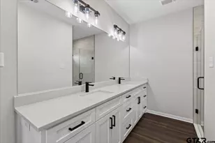 117 Bexar, Mabank, TX 75147 - Photo 7