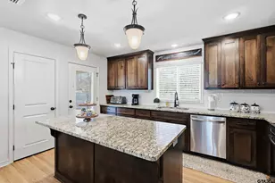 135 Brenlind Ln, Mineola, TX 75773 - Photo 17