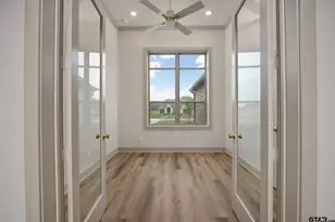 512 Artesian Meadows Dr, Bullard, TX 75757 - Photo 11