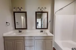 5401 Briarcove Dr, Tyler, TX 75703 - Photo 13