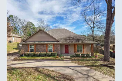 1703 Azalea St, Gilmer, TX 75644 - Photo 1