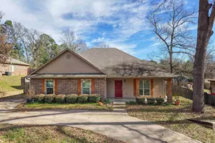 1703 Azalea St, Gilmer, TX 75644 - Photo 1