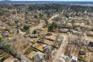 1703 Azalea St, Gilmer, TX 75644 - Photo 7