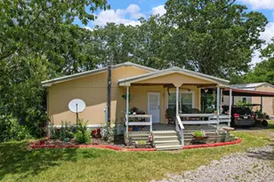 2811 Medlin Rd, Gilmer, TX 75645 - Photo 7